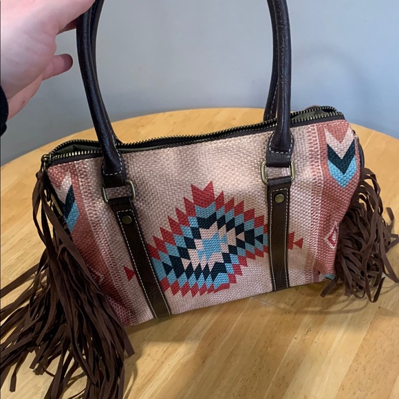 Fringed Aztec Pattern Bag - Picture 2 of 6